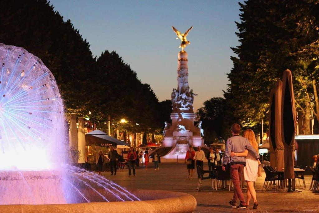 Au Cosy Garden Apartment Reims Bagian luar foto